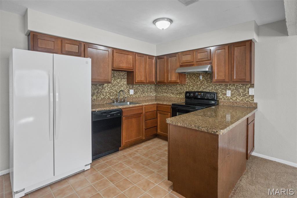 Weatherwood Condominiums - Residential