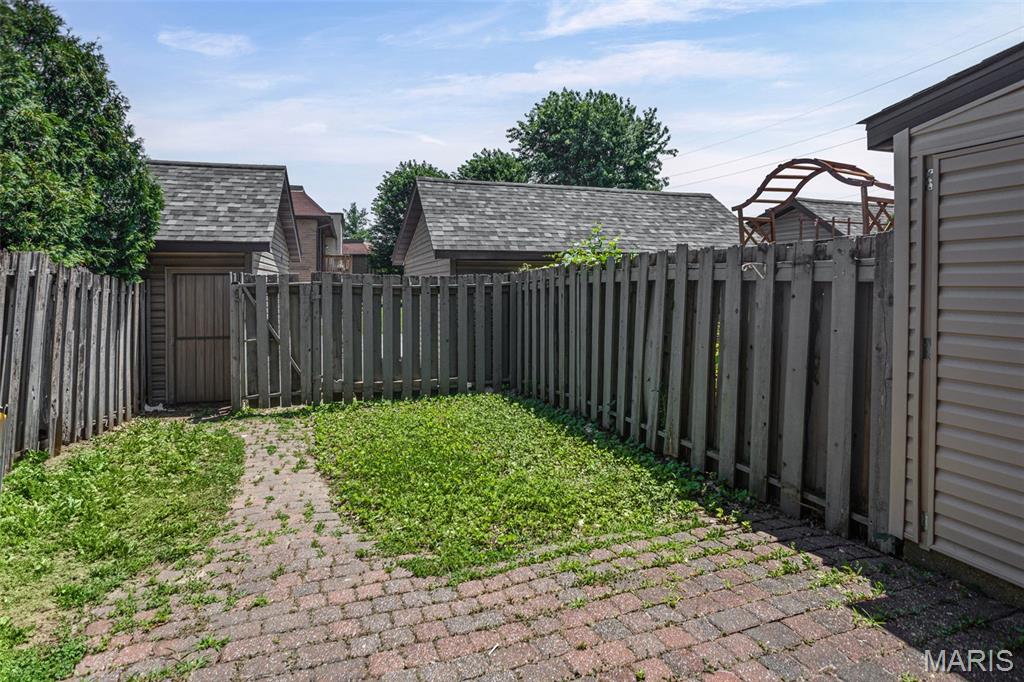 Weatherwood Condominiums - Residential