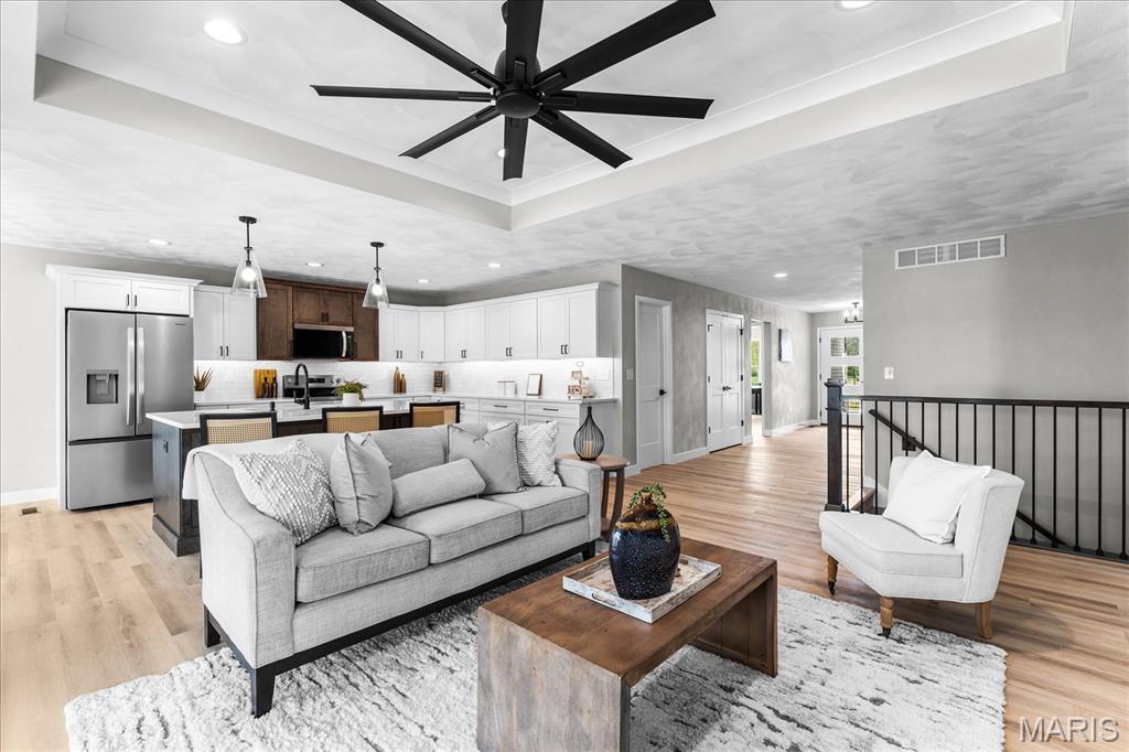 Jenning Station - Residential