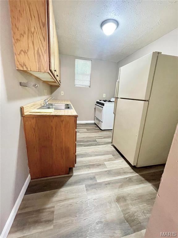 NOT IN A SUBDIVISION - Residential Lease
