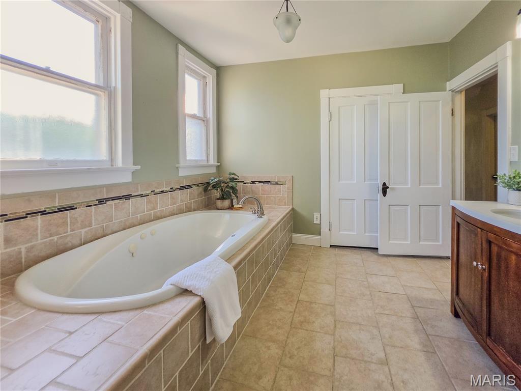 City/St Charles - Residential