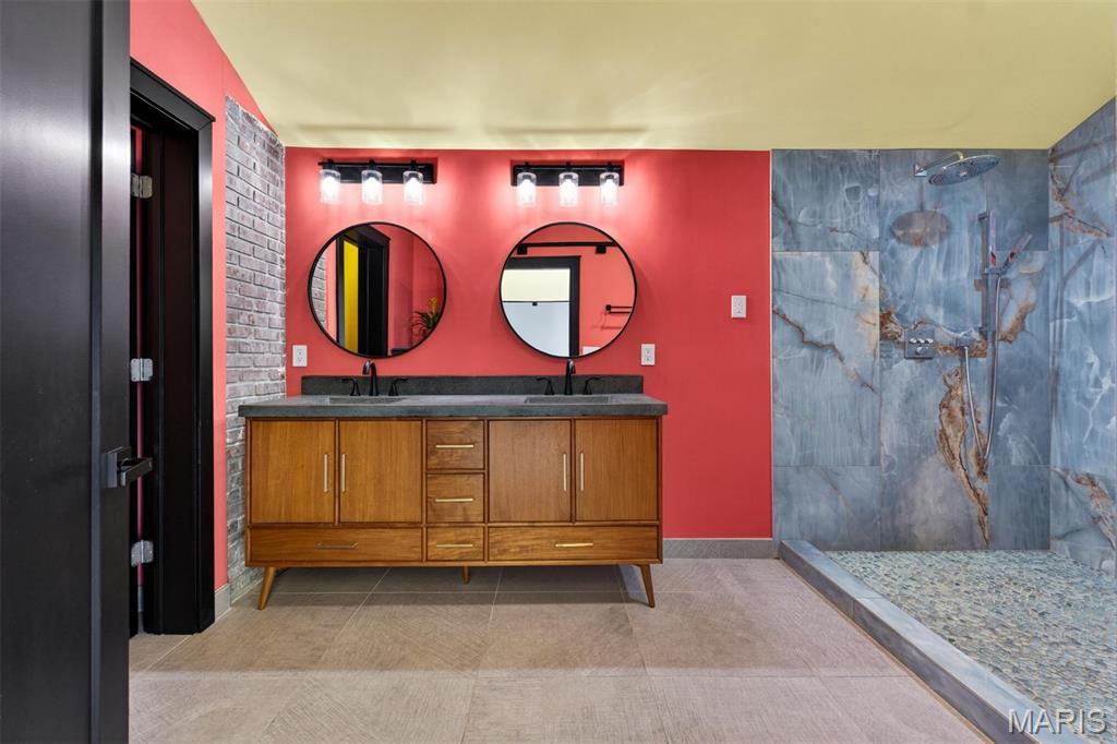 Forest Park Southeast - Residential Income