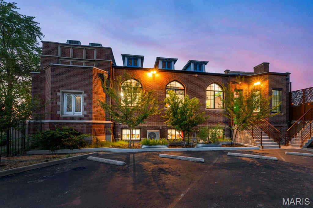 Forest Park Southeast - Residential Income