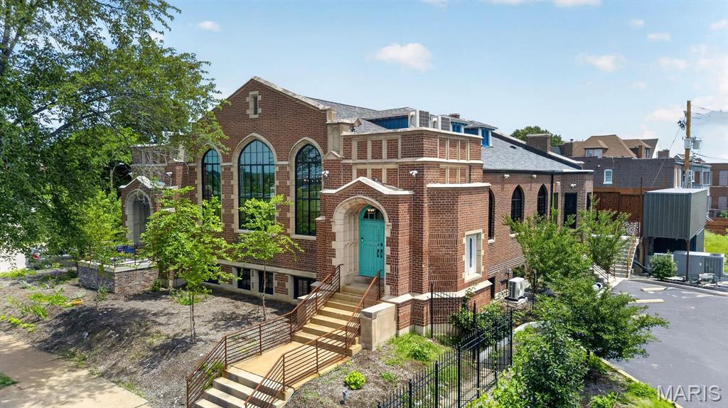 Forest Park Southeast - Residential Income