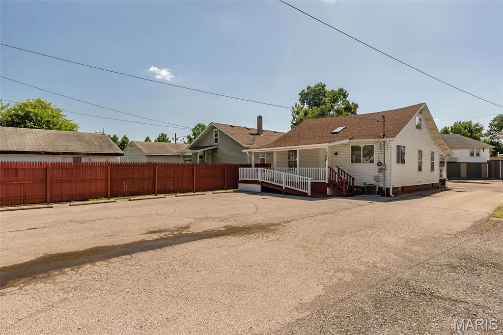 Community Heights 03 - Residential