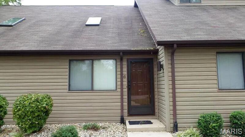 PINETREE ESTATES - Residential Lease