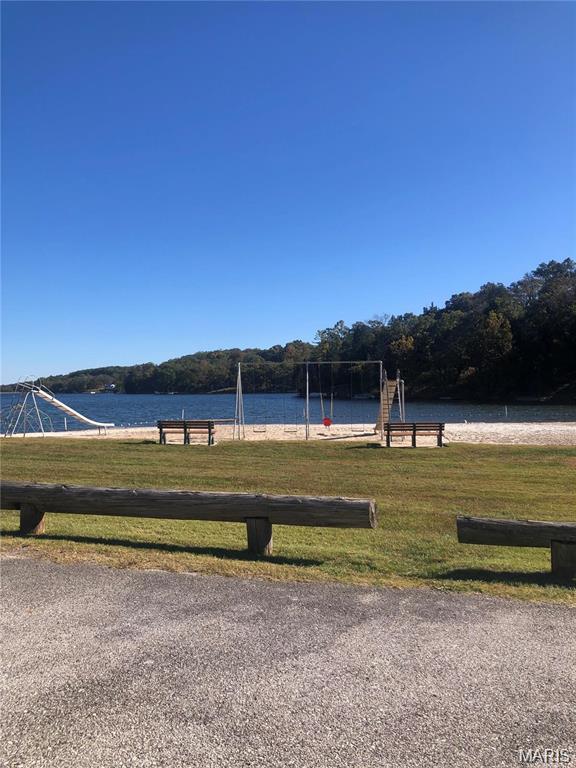 Lake Wauwanoka - Land
