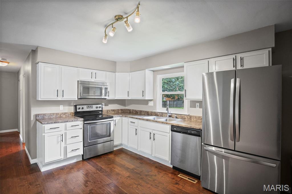 Grainey Place First Add - Residential