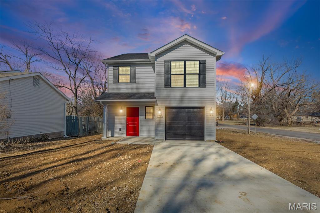 New Construction – Covington Floor Plan to be completed before end of the summer.This 3-bed, 3 bath home features an open layout with a spacious foyer leading to a great room and kitchen/dining combo. The kitchen features 30" soft-close cabinets, an island with undermount stainless sink, pantry, and half bath on the main level. Upstairs offers a large primary suite with walk-in closet, double vanity, and shower, plus two more bedrooms, a full bath, and laundry. 12x12 concrete patio with cedar column, 1-car garage. Seller offering Home Warranty INC $695.
