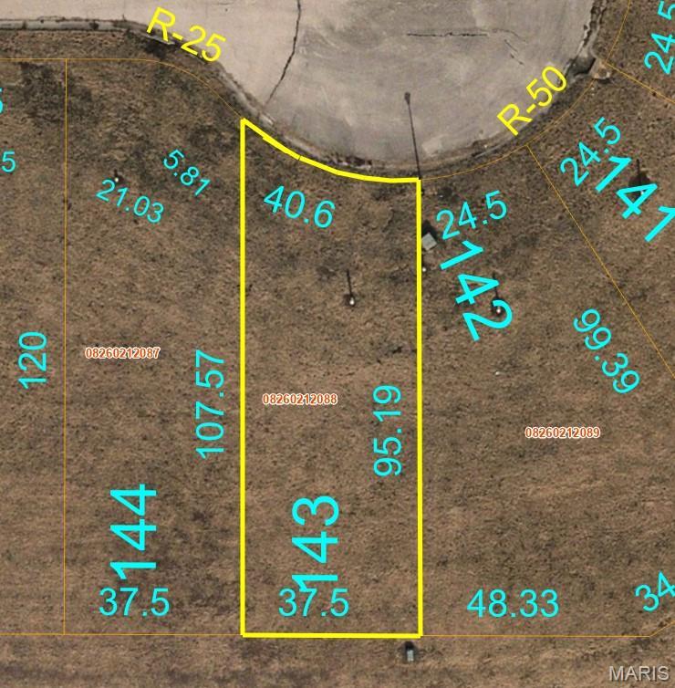 Mostly level duplex lot within the Fox Valley Subdivision of Belleville, IL are ready for the builder of your choosing!  Any duplex built will need to comply with a 1,200 SF minimum requirement per side.  All public utilities are available on each lot however, no tap on fees have been paid by the current owner.
