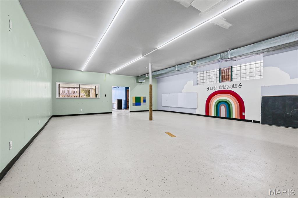 Old Town - Commercial Lease