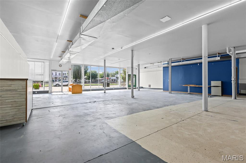 Old Town - Commercial Lease