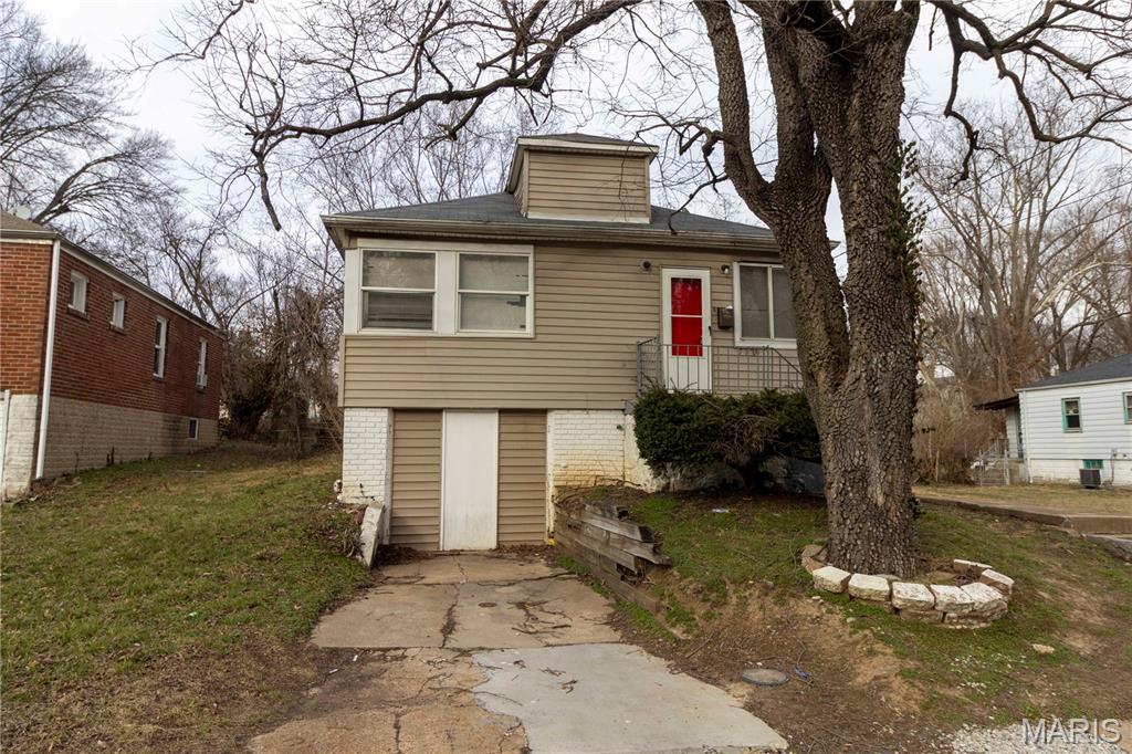 Belle Mead Place Resub Acre Lt 5 - Residential