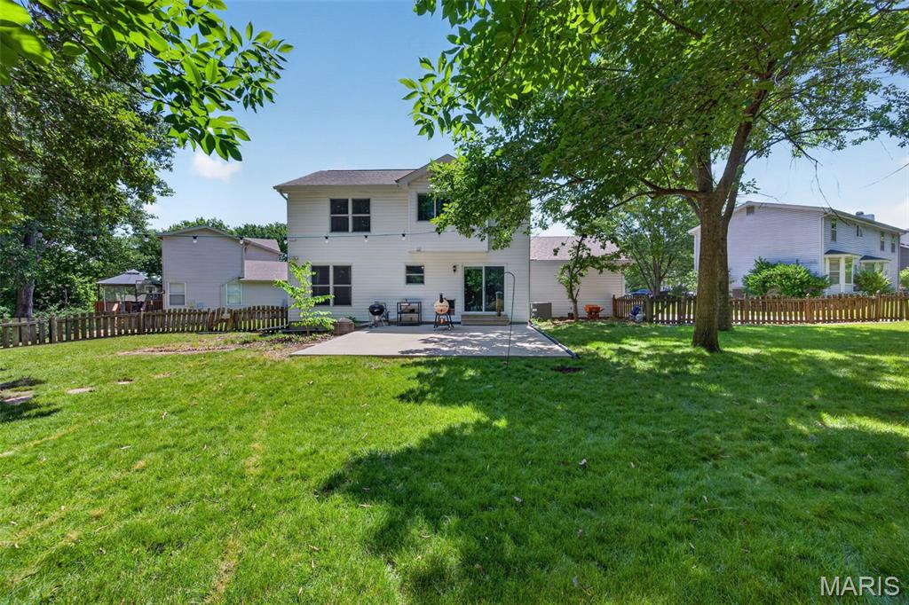 Twin Chimneys Village I Thorn Hill - Residential