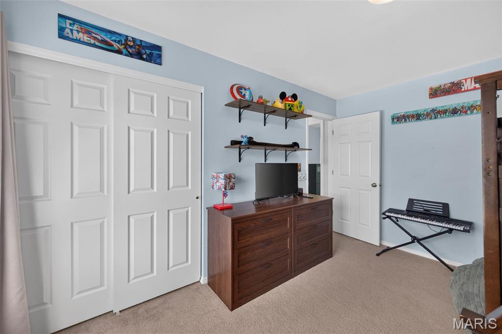 Twin Chimneys Village I Thorn Hill - Residential