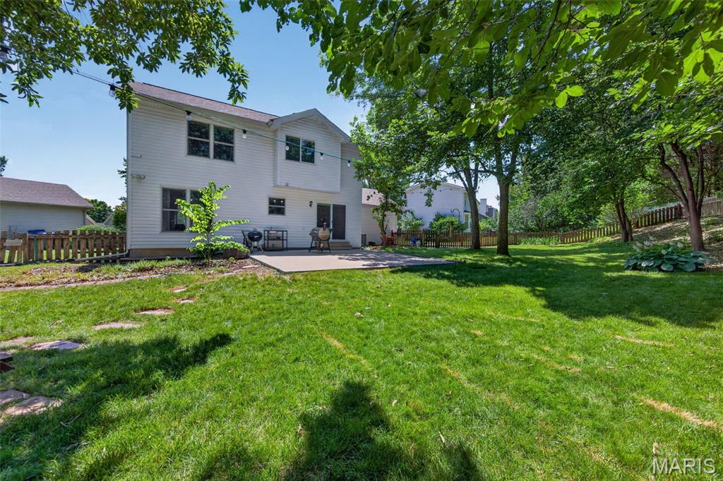 Twin Chimneys Village I Thorn Hill - Residential