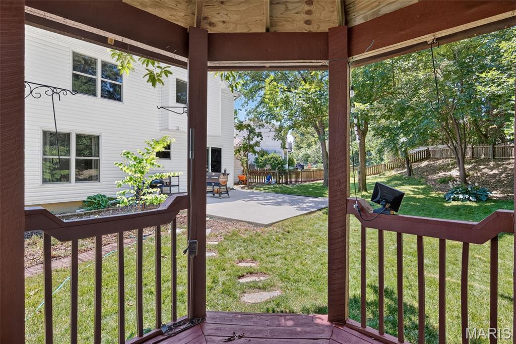 Twin Chimneys Village I Thorn Hill - Residential