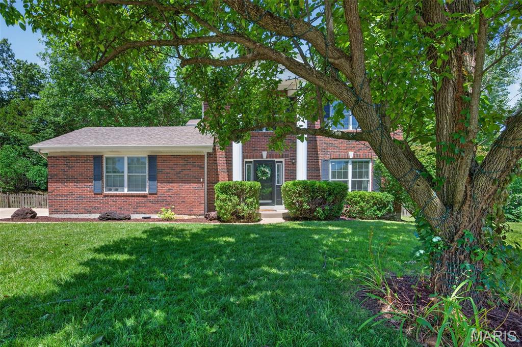 Twin Chimneys Village I Thorn Hill - Residential