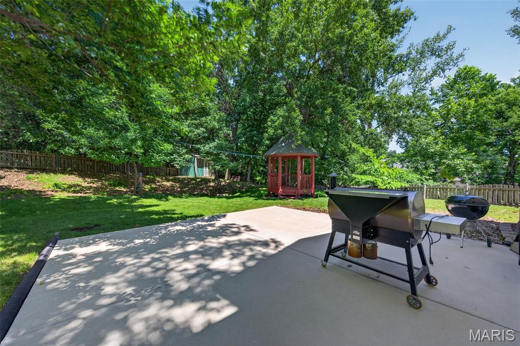 Twin Chimneys Village I Thorn Hill - Residential