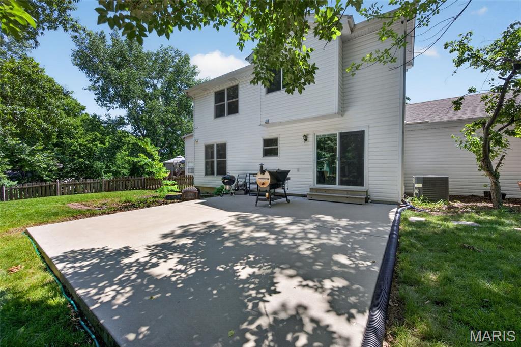 Twin Chimneys Village I Thorn Hill - Residential