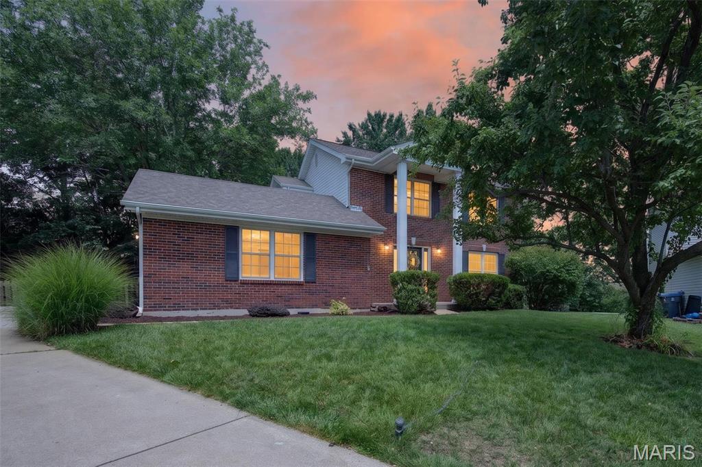Twin Chimneys Village I Thorn Hill - Residential