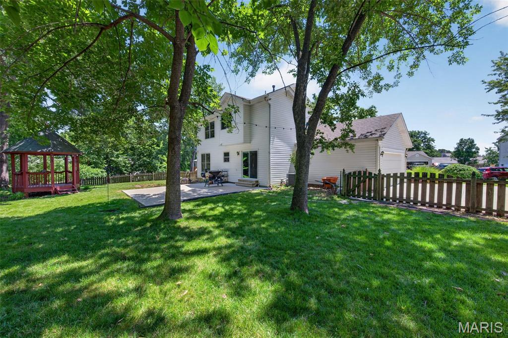Twin Chimneys Village I Thorn Hill - Residential