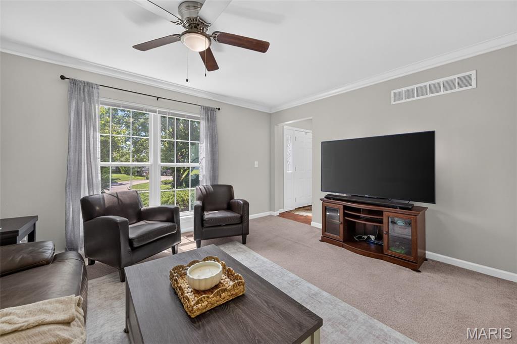 Twin Chimneys Village I Thorn Hill - Residential