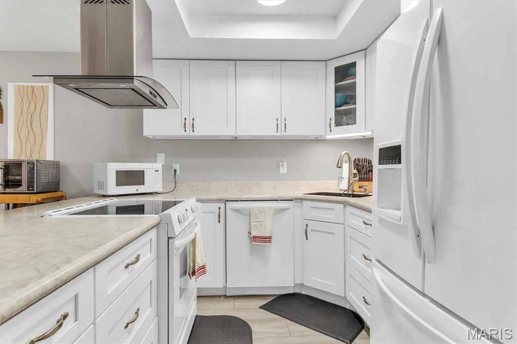 Heritage Garden Condos - Residential