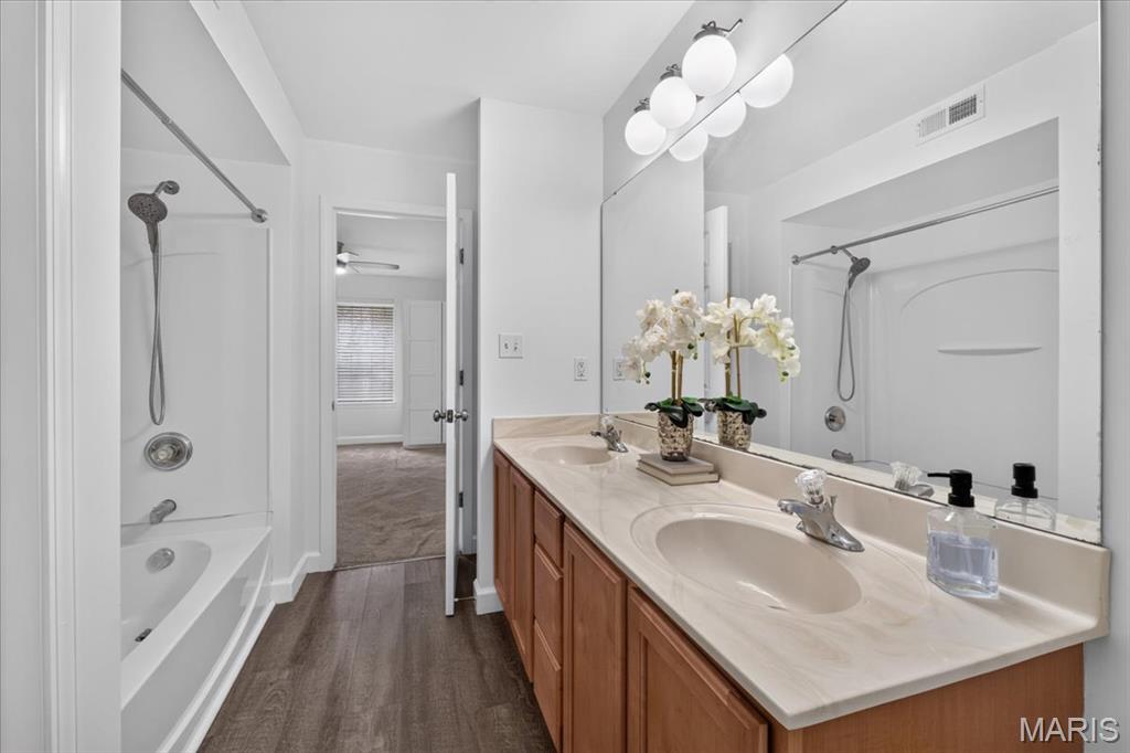 Arbor Creek Condo Seven - Residential