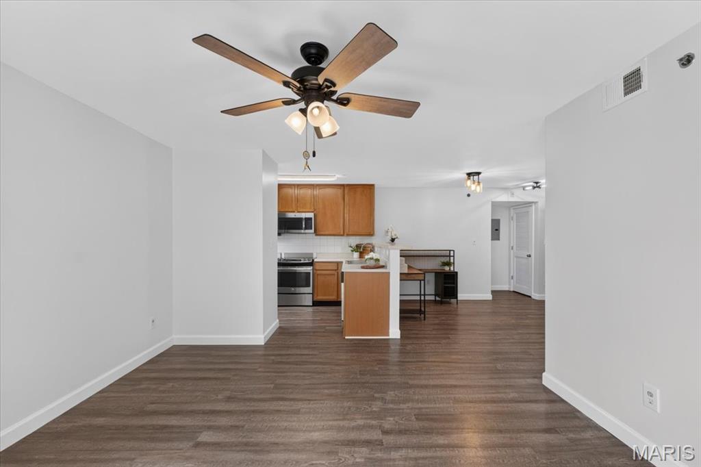 Arbor Creek Condo Seven - Residential