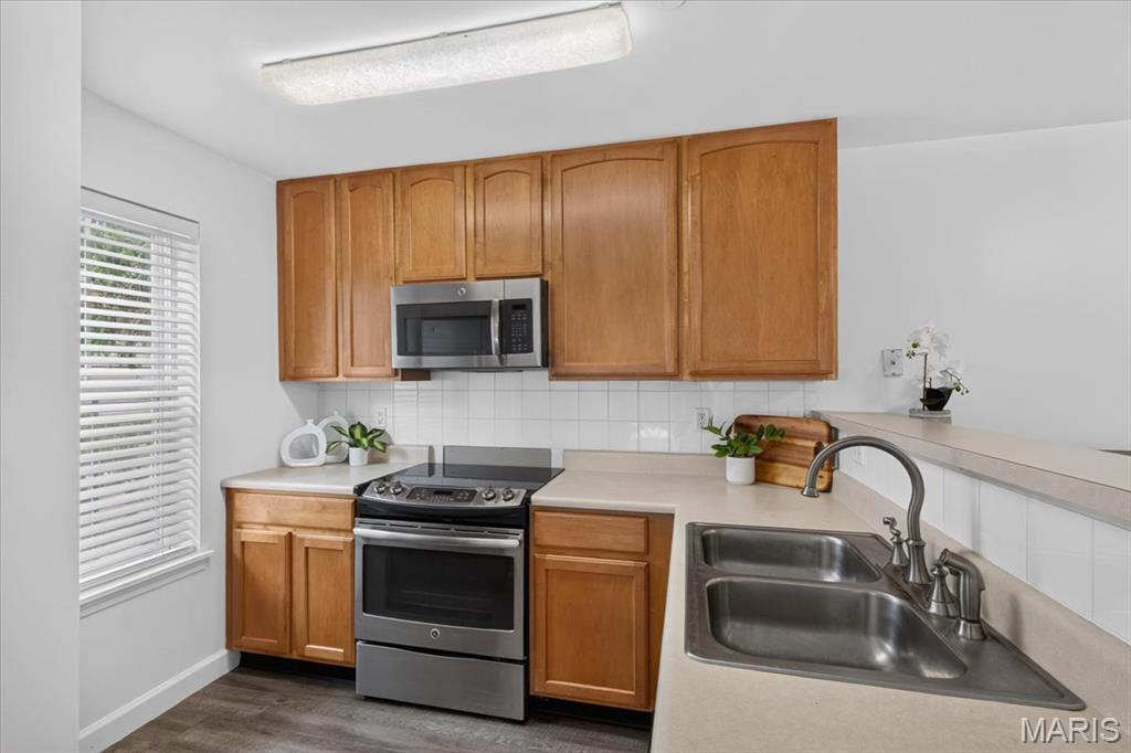 Arbor Creek Condo Seven - Residential