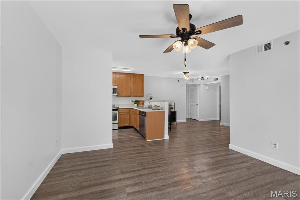 Arbor Creek Condo Seven - Residential