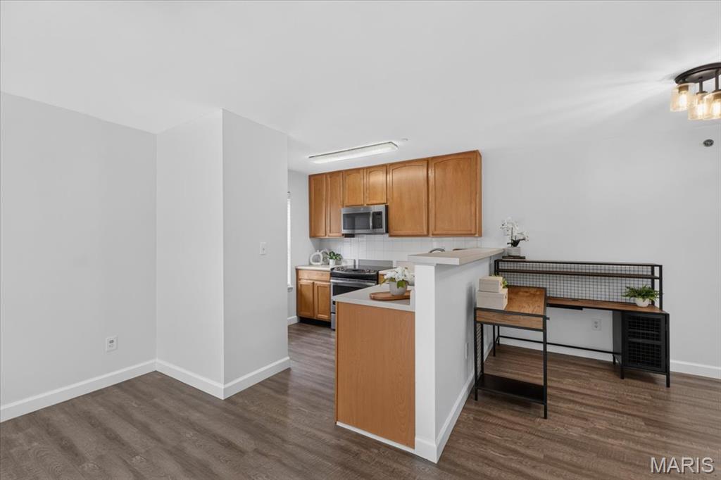 Arbor Creek Condo Seven - Residential