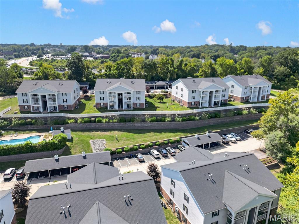 Creve Coeur Crossing Condo - Residential