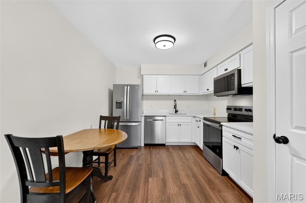 Creve Coeur Crossing Condo - Residential