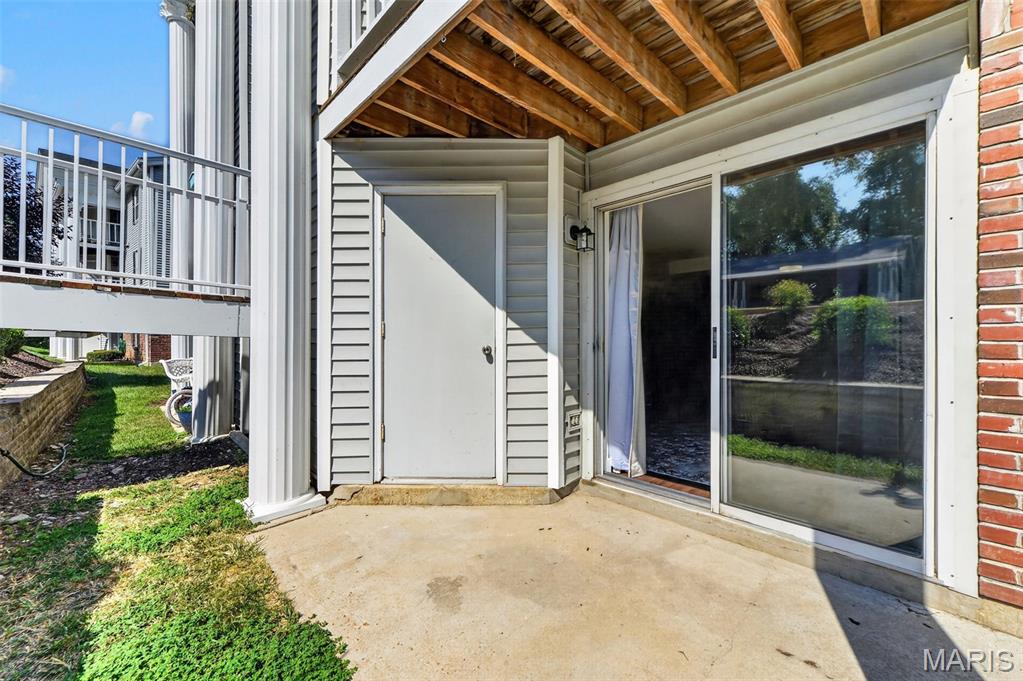 Creve Coeur Crossing Condo - Residential