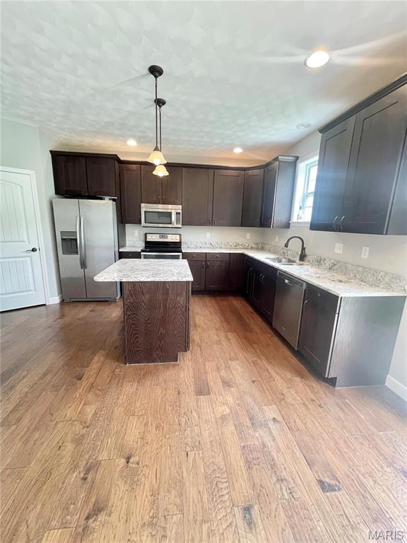 GREYSTONE ESTATES - Residential Lease