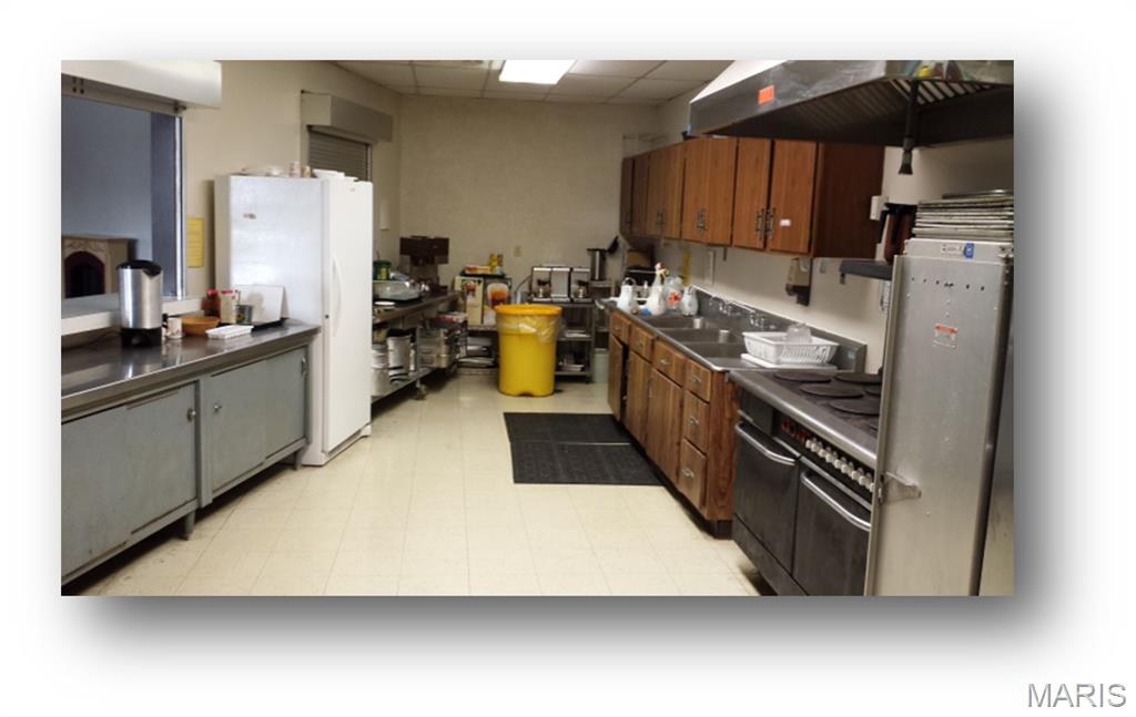 Harmann Estates 5 Lt 200 & Prouhet - Commercial Sale