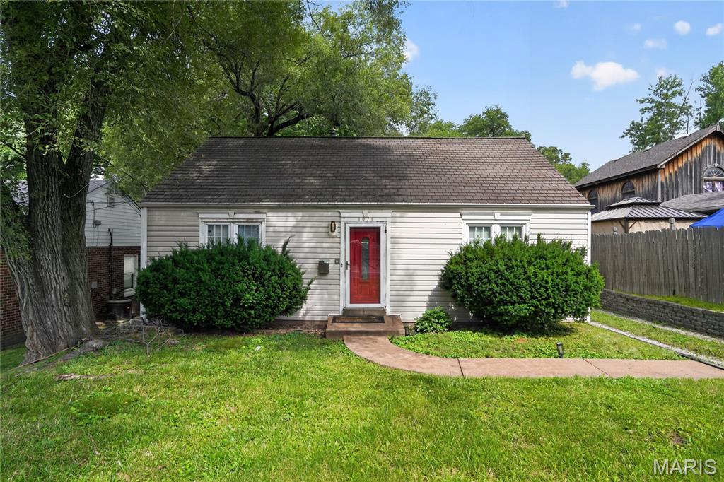 Discover this spacious and charming 4-bedroom, 2-bathroom home located in the heart of Florissant. Boasting 1,547 square feet of living space, this inviting residence features fresh interior paint, updated flooring, and a bright kitchen equipped with a stove, refrigerator, and dishwasher. The flexible layout includes two bedrooms and a full bath on the main level, with two additional bedrooms and another full bath upstairs. Enjoy the convenience of main-level laundry, an oversized 2-car detached garage, and a large level lot.