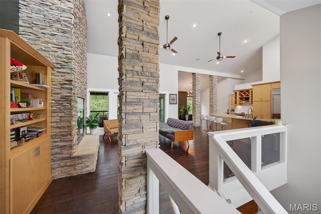 BRIAR POINTE - Residential