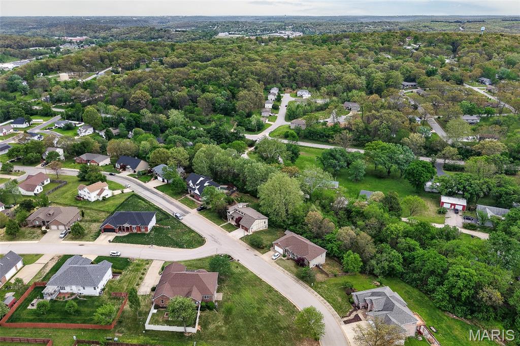 BRIAR POINTE - Residential