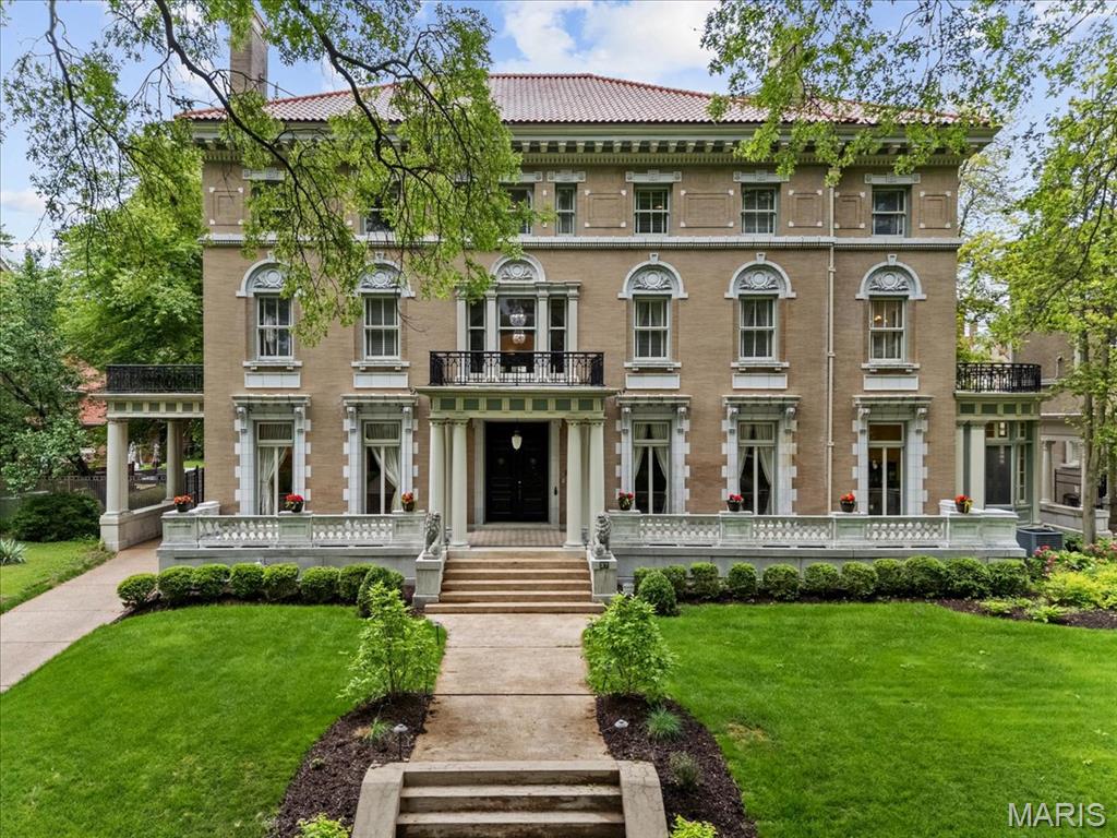 DeBaliviere Place - Residential