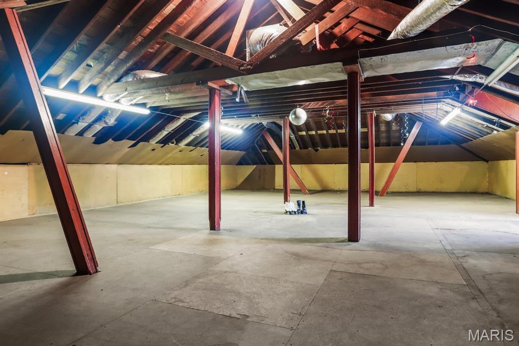 DeBaliviere Place - Residential
