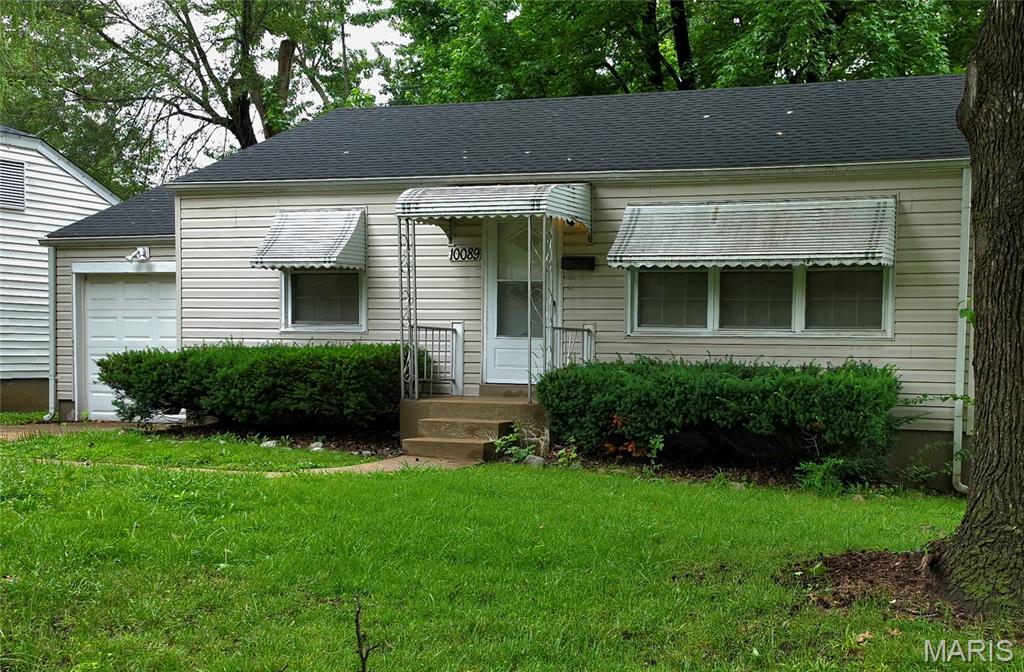 Welcome to this charming 2-bedroom, 1-bath ranch offering hardwood floors, a spacious living room, separate dining area, and an attached one-car garage. 
Whether you're a first-time homebuyer, investor, or someone looking to build equity, this home offers an excellent opportunity at an affordable price. 

Property is being sold AS-IS. Seller to make no repairs, inspections, or warranties. Special Sales Contract required.