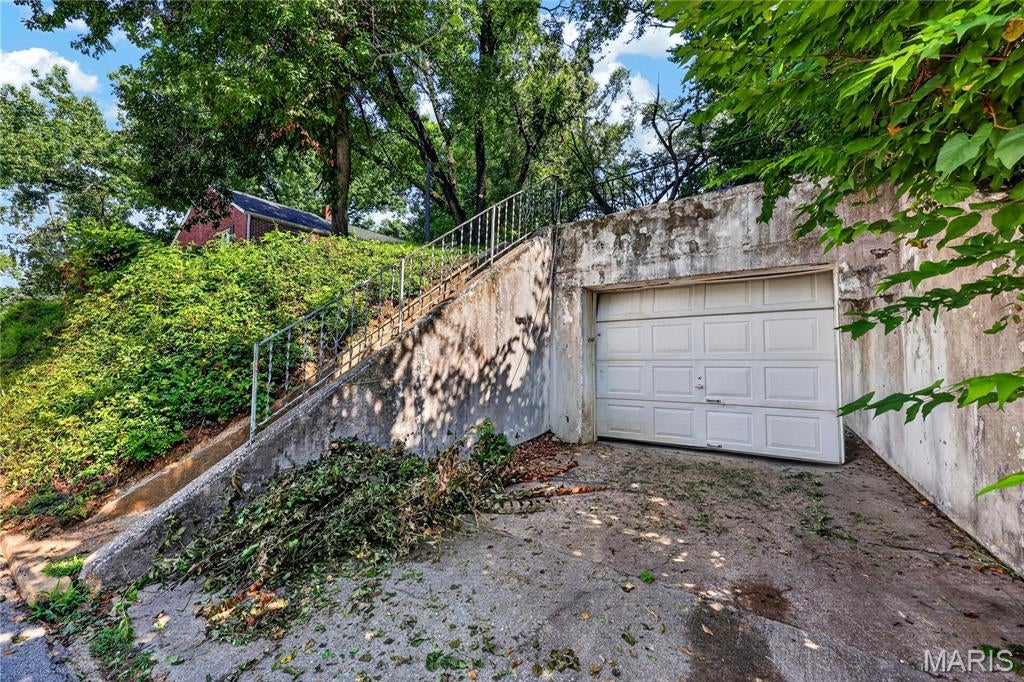 City/St Charles - Residential