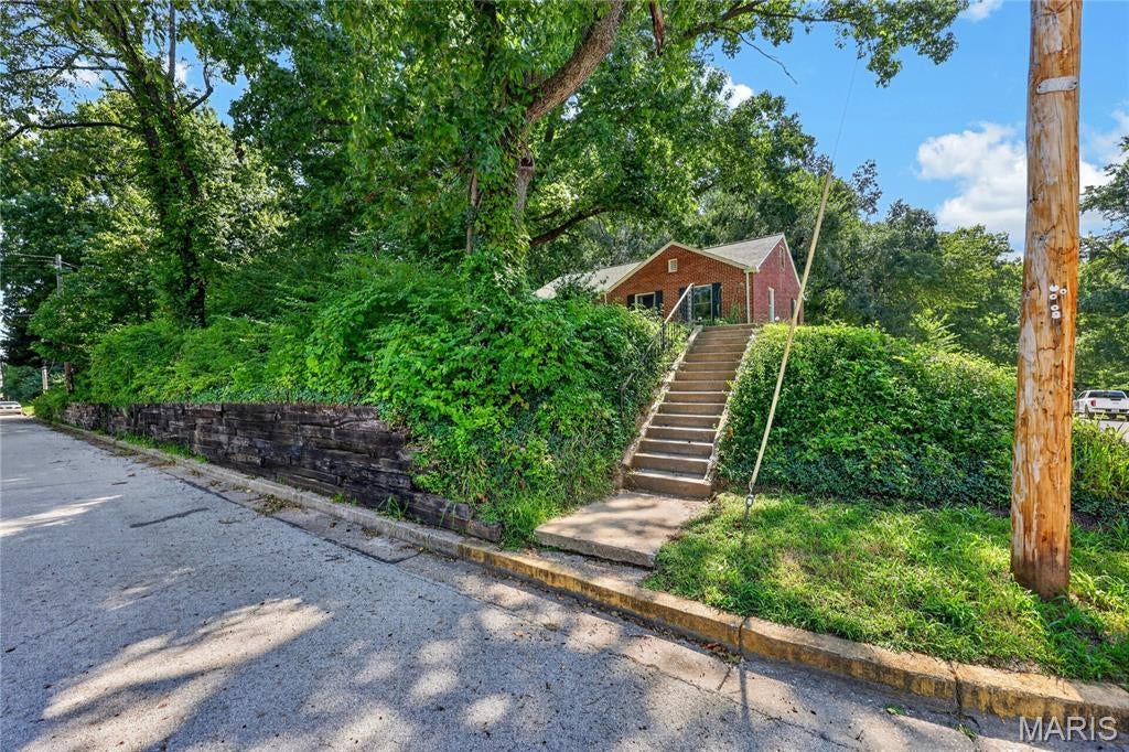 City/St Charles - Residential