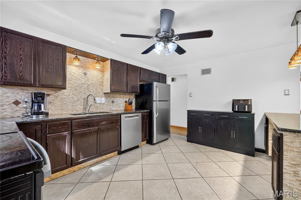 City/St Charles - Residential