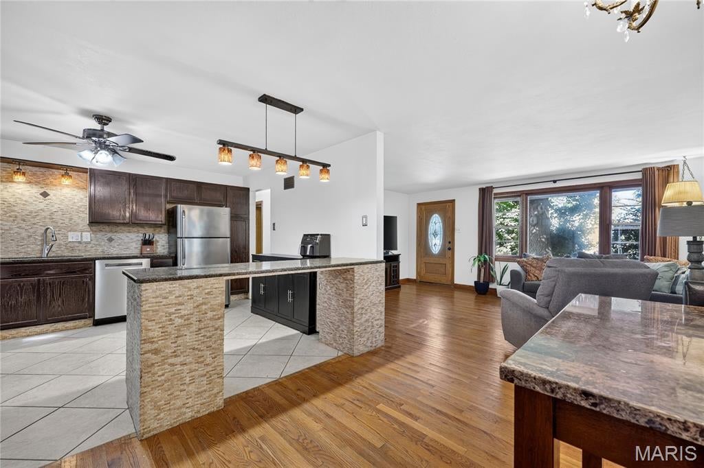 City/St Charles - Residential