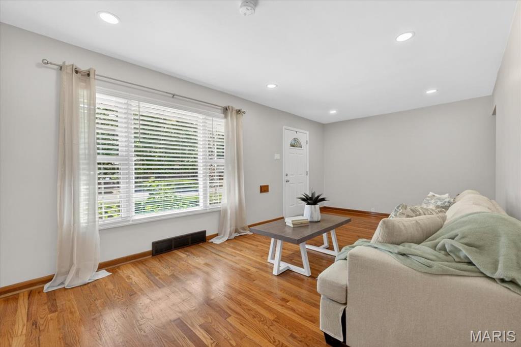 Reavis Gardens 2 - Residential