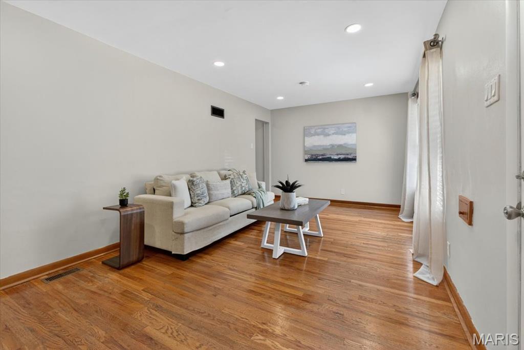 Reavis Gardens 2 - Residential